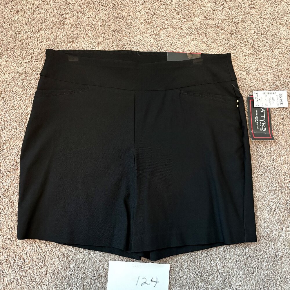 NWT Attyre Samantha Black Petite Short 12p Pull On